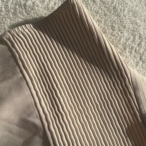 Aritzia Babaton Cream Redford Vest Size 2 - Picture 8 of 8